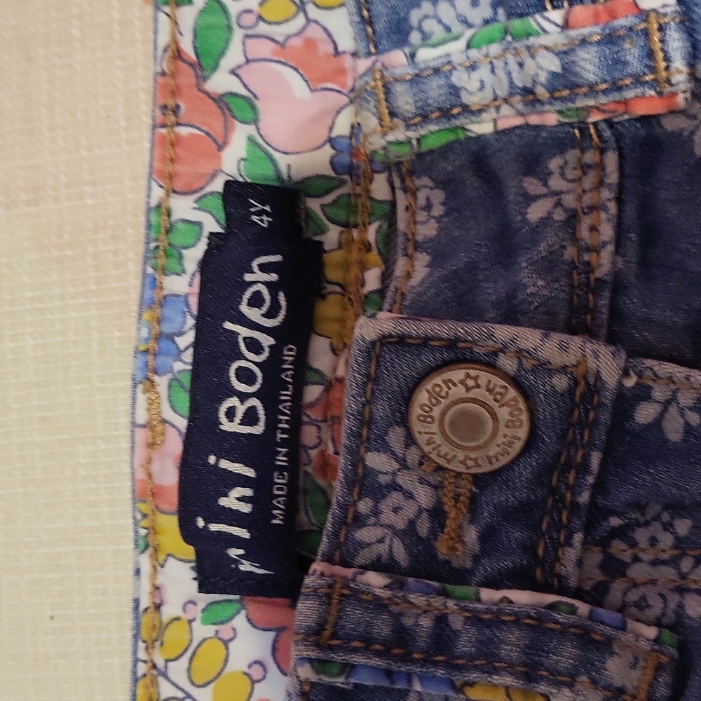Mini Boden Crop Pants Size 4 - Picture 2 of 4